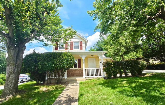 Gorgeous 3 BR/1.5 BA Single-Family Home in Laurel!