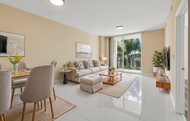 City Place South Tower (550 Okeechobee Boulevard)