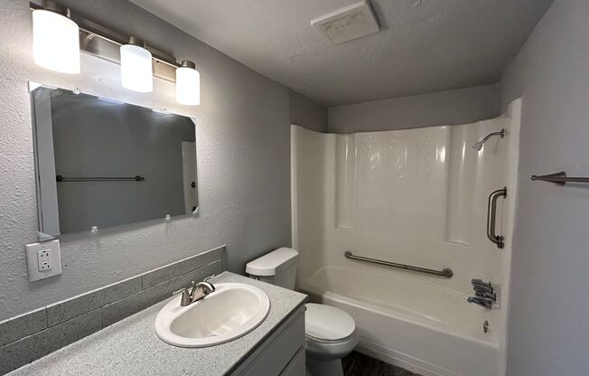 Studio, 1 bath, 492 sqft, $765, Unit 141