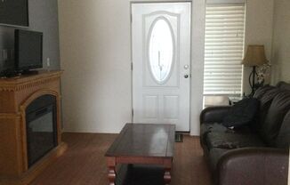 1 bed, 1 bath, $750, Unit C3