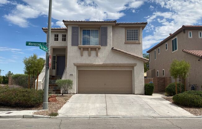 Beautiful 2 bed/2.5 bath home located in Southern Highlands