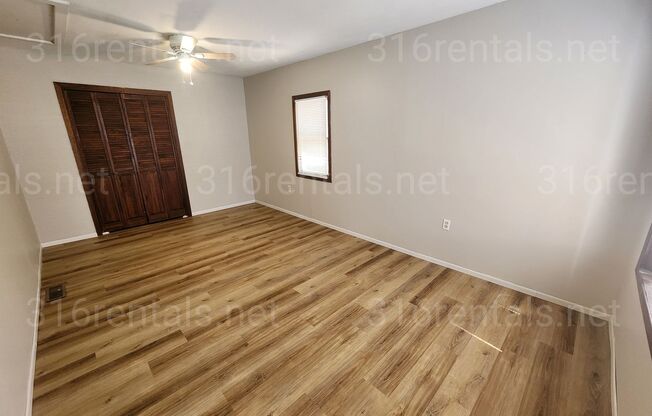 $975- 3 bedroom / 1 bathroom - Single Family Home