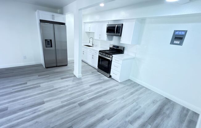 1 bed, 1 bath, 525 sqft, $1,925, Unit 9155-4