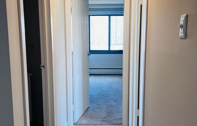 2 beds, 1 bath, 710 sqft, $1,450, Unit # 803