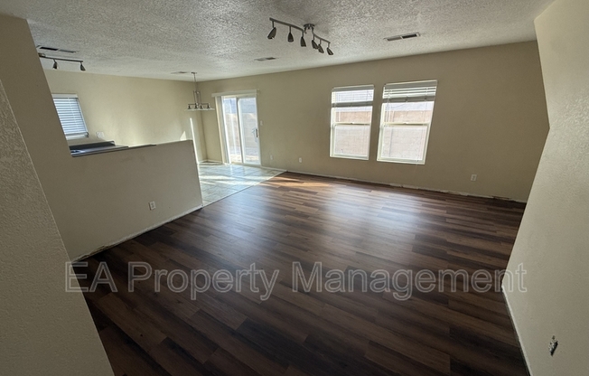 12516 SNOWMASS WAY NE