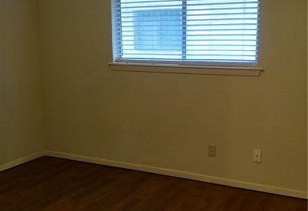 Windsor Park Hills home for lease