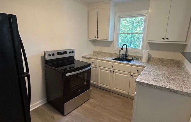 3 beds, 1 bath, $1,450