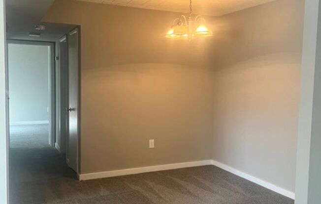 1 bed, 1 bath, 832 sqft, $1,008, Unit WG1-208