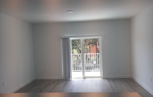 3 beds, 2 baths, 1,332 sqft, $2,982, Unit 19-208