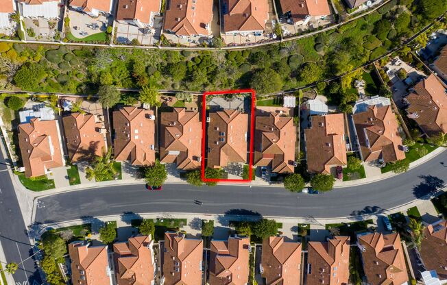 2 beds, 2 baths, $4,995