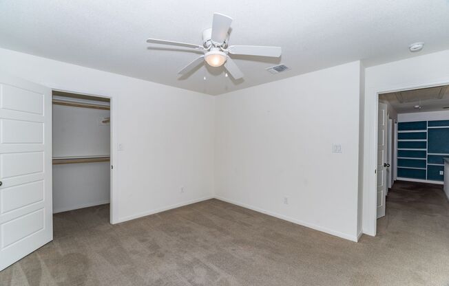 3 Bedroom Near USAA/ Medical Center
