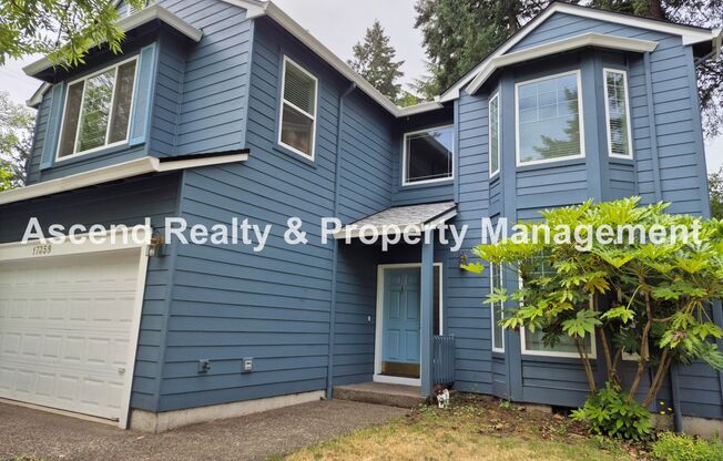 New Price!! Available Now Stunning 2 Level Traditional Close to Bridgeport & I5 New Paint & Updated Kitchen