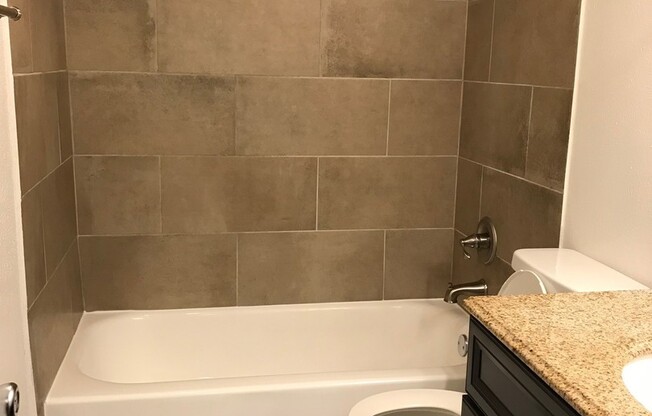 1 bed, 1 bath, 600 sqft, $1,595, Unit 1035-215