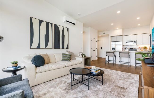1 bed, 1 bath, 737 sqft, $2,049, Unit 510