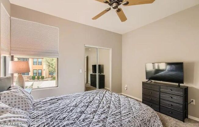 2 beds, 2 baths, $2,200, Unit UNIT 2111