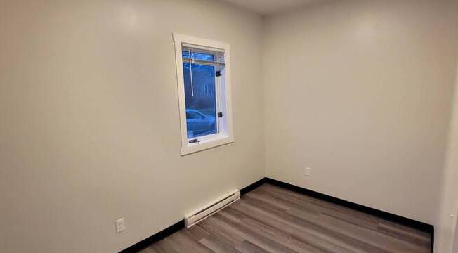 3 beds, 1 bath, 1,200 sqft, $1,710