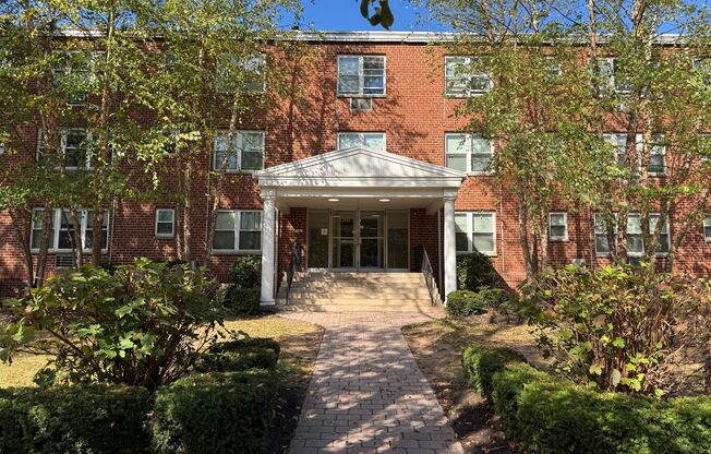 Eli Whitney Apartments in East Rock