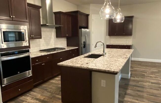 Stunning Brand New Granville Home at Deauville East in Clovis