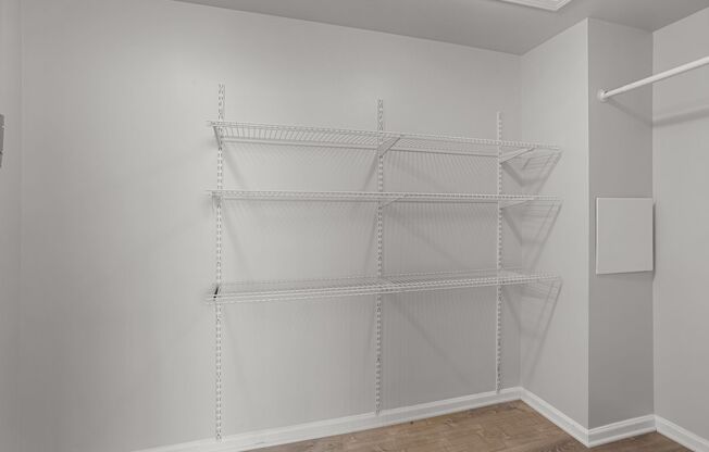 1 bed, 1 bath, 544 sqft, $1,735, Unit 603