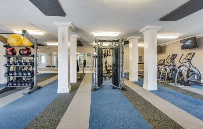 Fitness center  at Kew Gardens, Washington