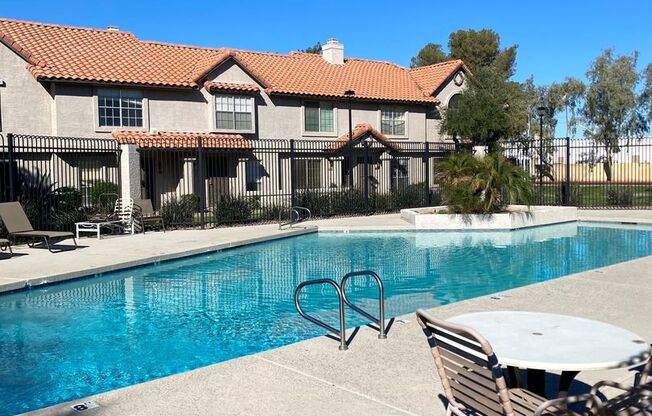 3 beds, 2.5 baths, $1,895