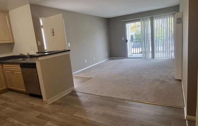 1 bed, 1 bath, 640 sqft, $1,995, Unit 644 - 12