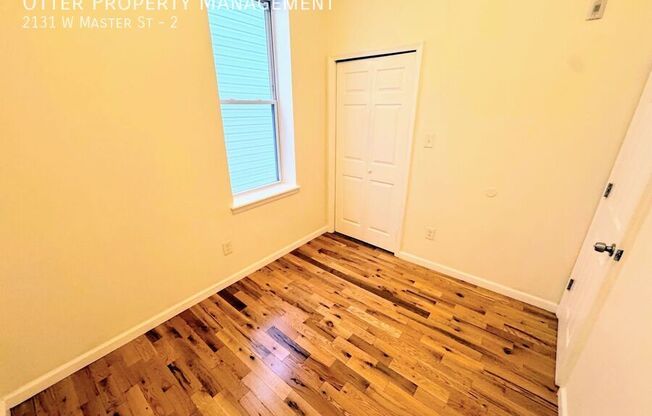 2131 W MASTER ST