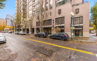 Studio, 1 bath, $2,100