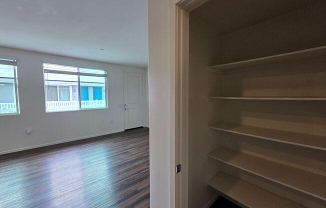 2 beds, 2 baths, 900 sqft, $2,895, Unit 148-203