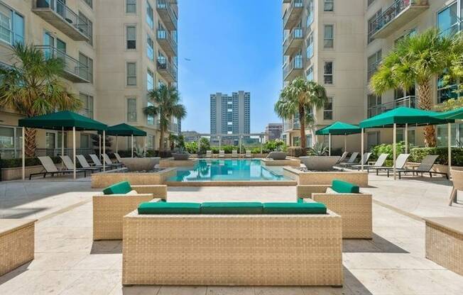 Venue Museum District | Houston, TX | Resort-Style Pool w/ Private Cabanas