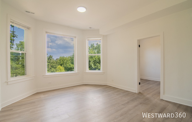 1456 N KEDZIE AVE