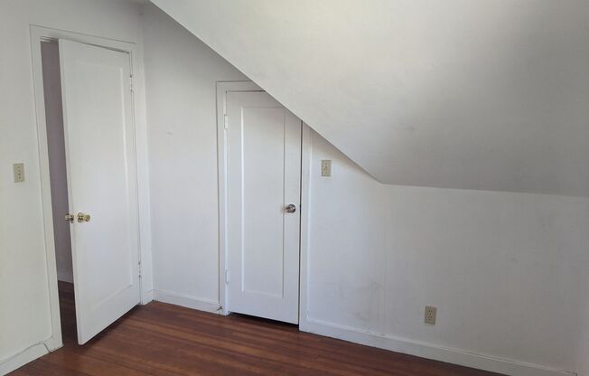 1 bed, 1 bath, $1,800, Unit 4