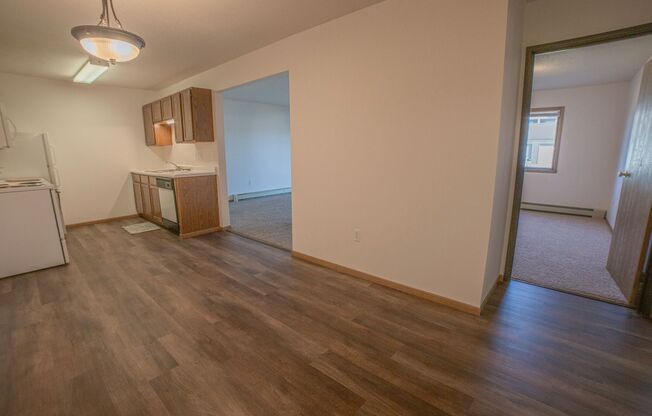 2 beds, 1 bath, 815 sqft, $865, Unit 1414-209