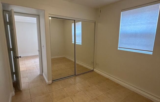 1 bed, 1 bath, $1,925, Unit 919 A