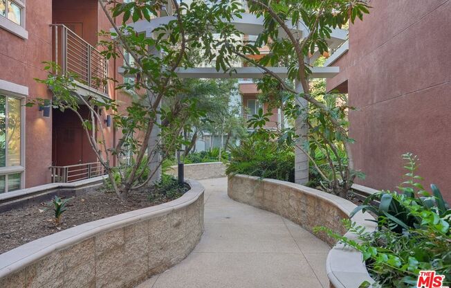 1 bed, 1 bath, 628 sqft, $2,400, Unit 234