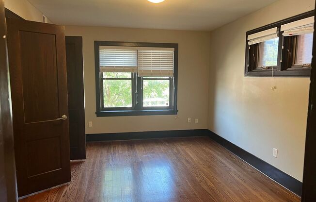 Studio, 1 bath, 404 sqft, $885, Unit BS-101