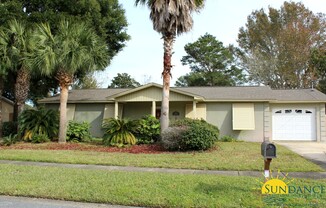 Lovely 3 Bedroom Home in Destin