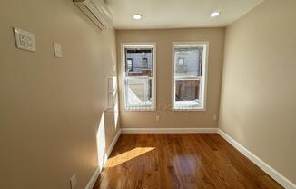 3 beds, 1.5 baths, $3,995, Unit 1A