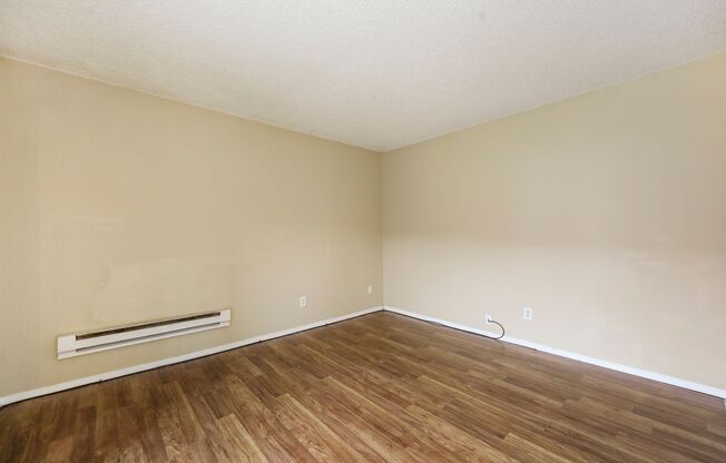 1 bed, 1 bath, 675 sqft, $1,149, Unit #15