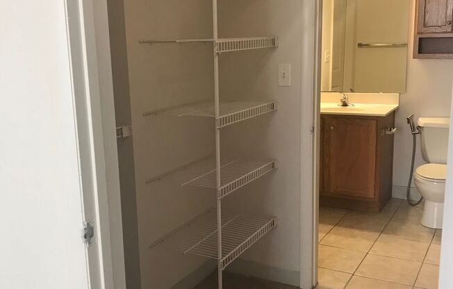 1 bed, 1 bath, 600 sqft, $1,358, Unit 4-0311