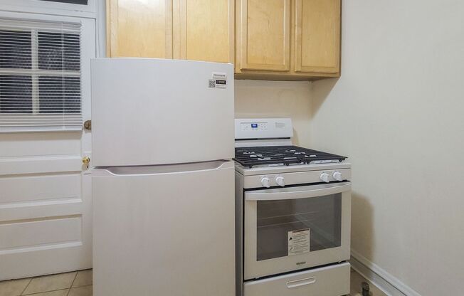 1 bed, 1 bath, 719 sqft, $1,825, Unit 1610-1W