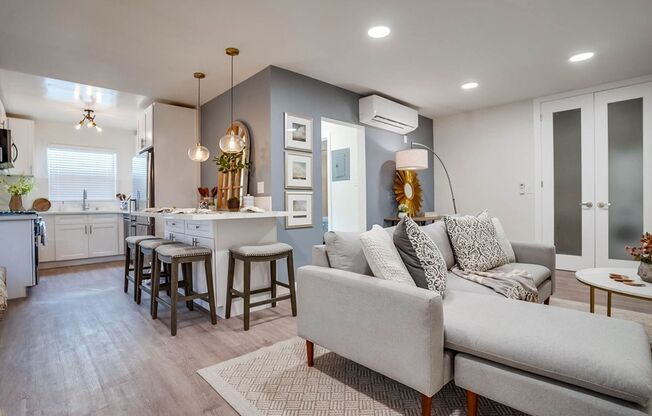 1 bed, 1 bath, 687 sqft, $2,295, Unit #02