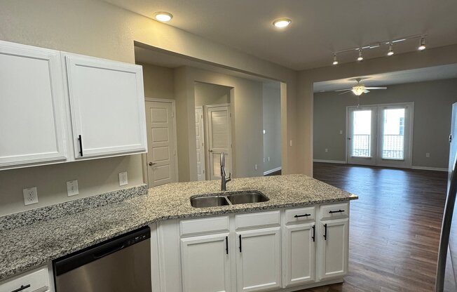 450 HOUSTON RDG DR
