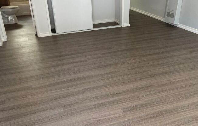 Studio, 1 bath, 422 sqft, $1,425, Unit 832 #04