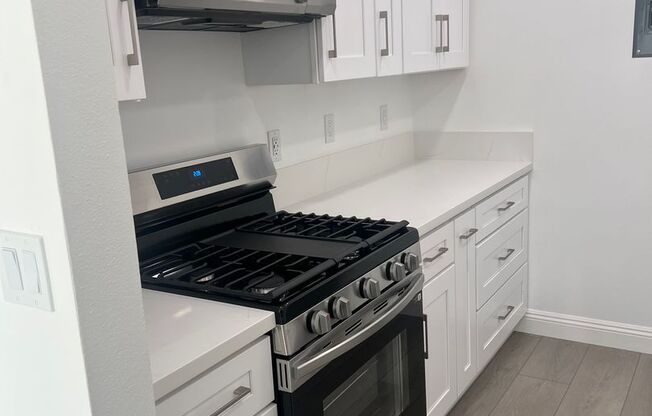 1 bed, 1 bath, 660 sqft, $2,195, Unit 6700-H