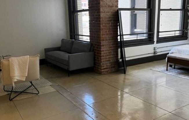 1 bed, 1 bath, 690 sqft, $1,833.33, Unit BEI-1006