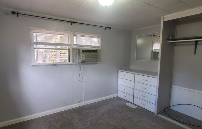 1 bed, 1 bath, $1,100