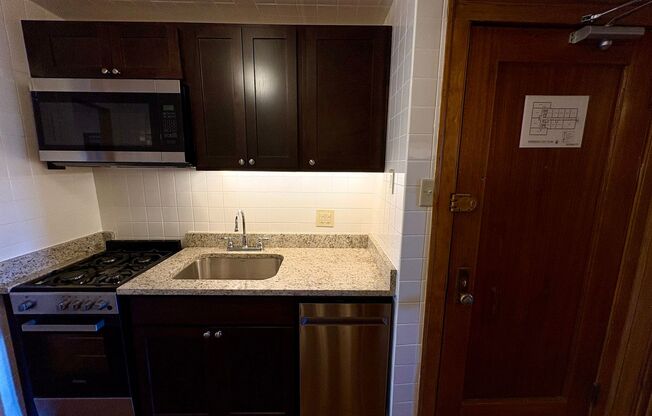 1 bed, 1 bath, 475 sqft, $2,125, Unit 273-0501