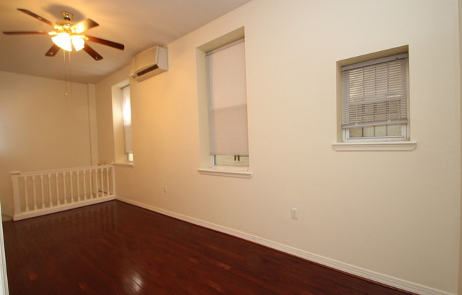 811 Park Ave.