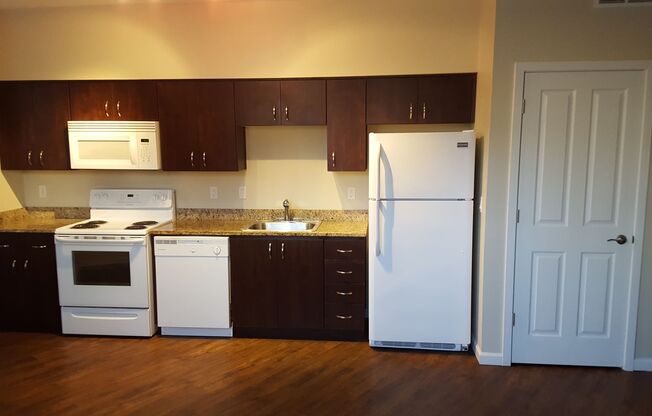 1 bed, 1 bath, 504 sqft, $1,355, Unit 3-212